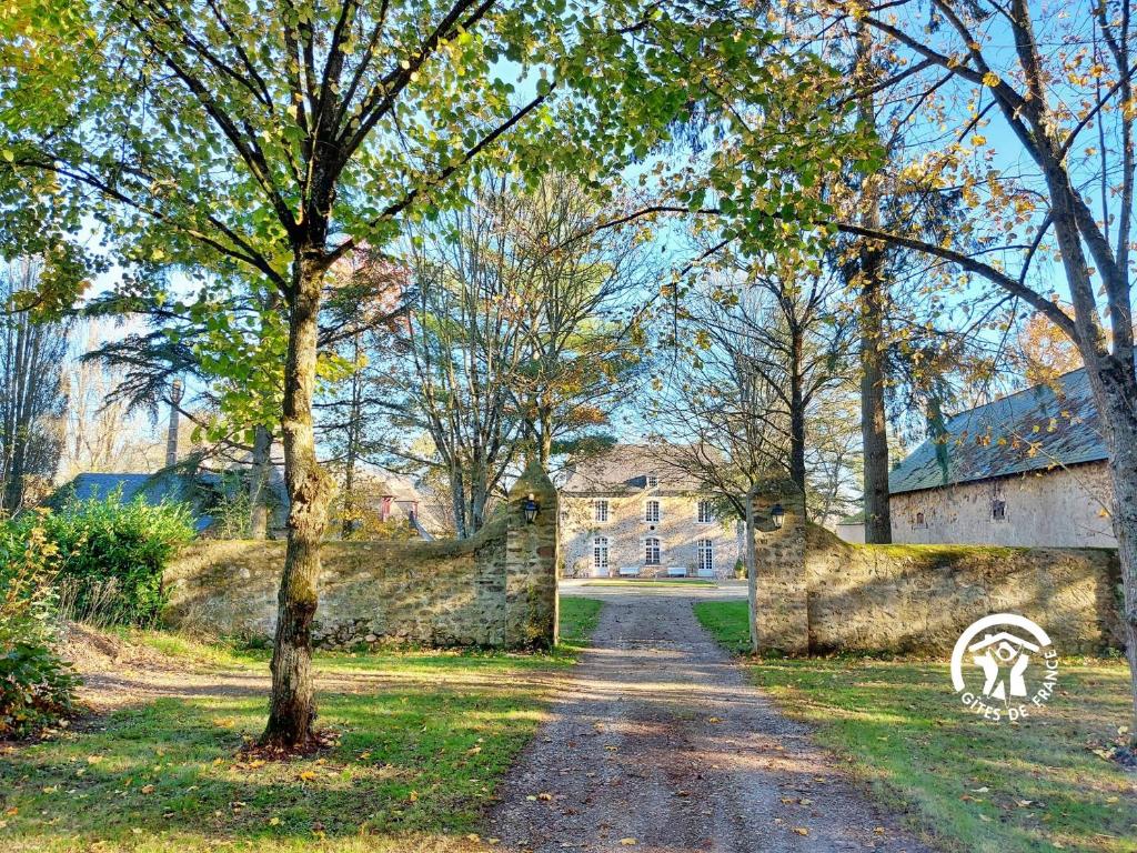 Gîte Ruillé-Froid-Fonds, 4 pièces, 6 personnes - FR-1-600-61 photo 1