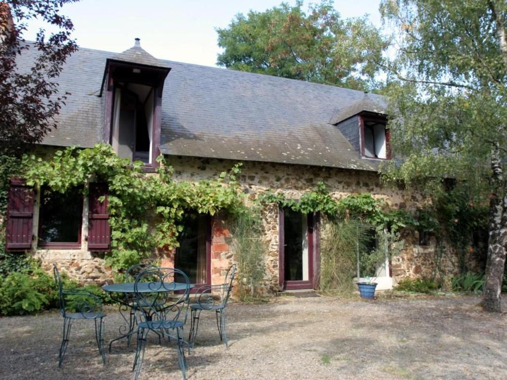 Gîte Ruillé-Froid-Fonds, 4 pièces, 6 personnes - FR-1-600-61 photo 2