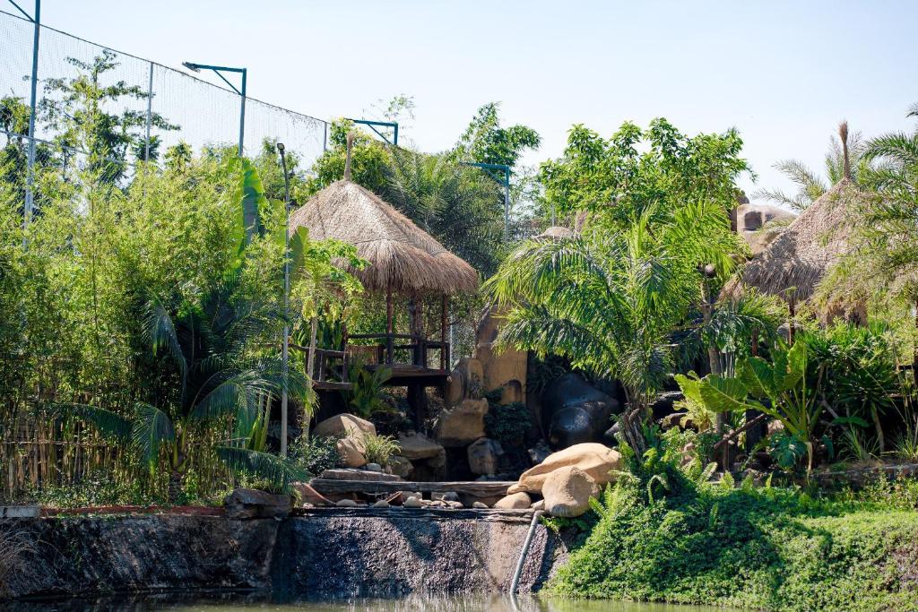 Charm Villas photo 2