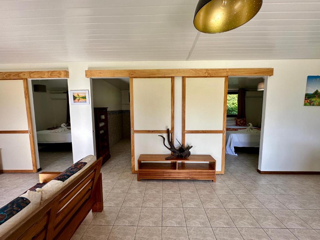 Maison TuiMatai, plage blanc privé vue sur Tahiti photo 3