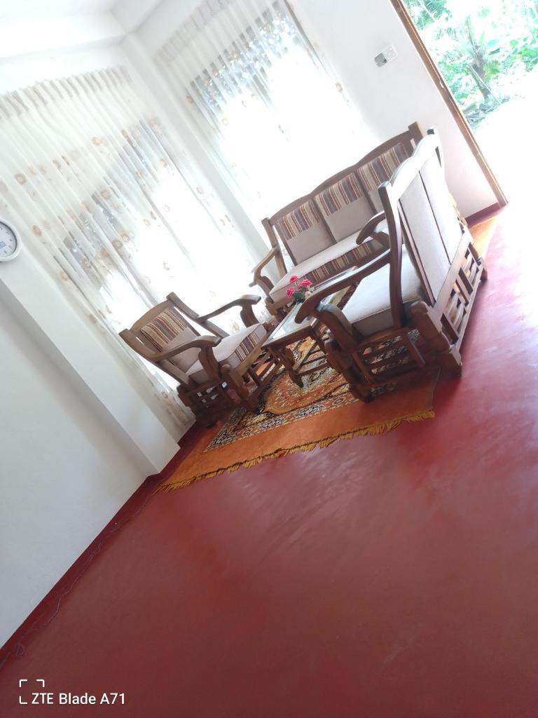 Sweet home photo 2
