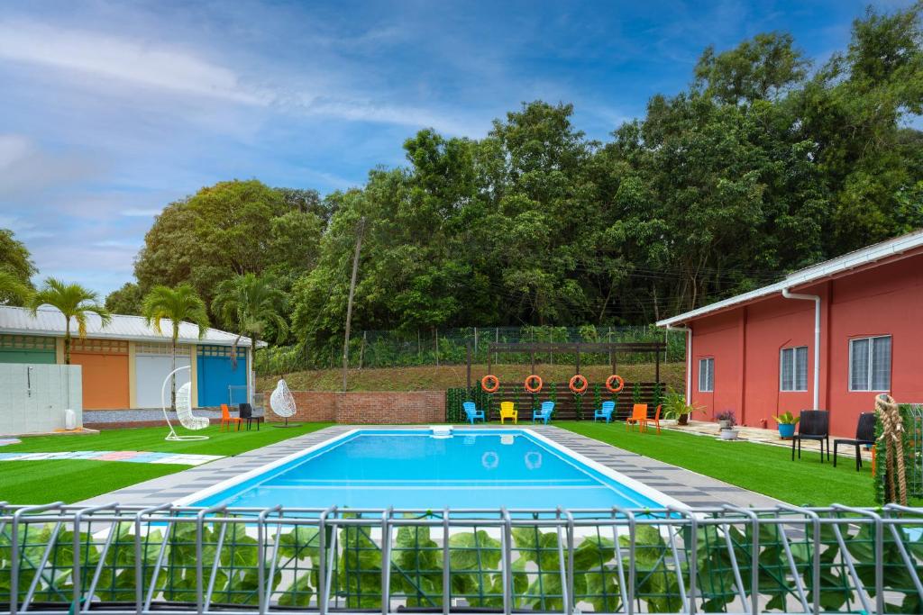 Putra Sentosa Retreat Camp, Sematan photo 2