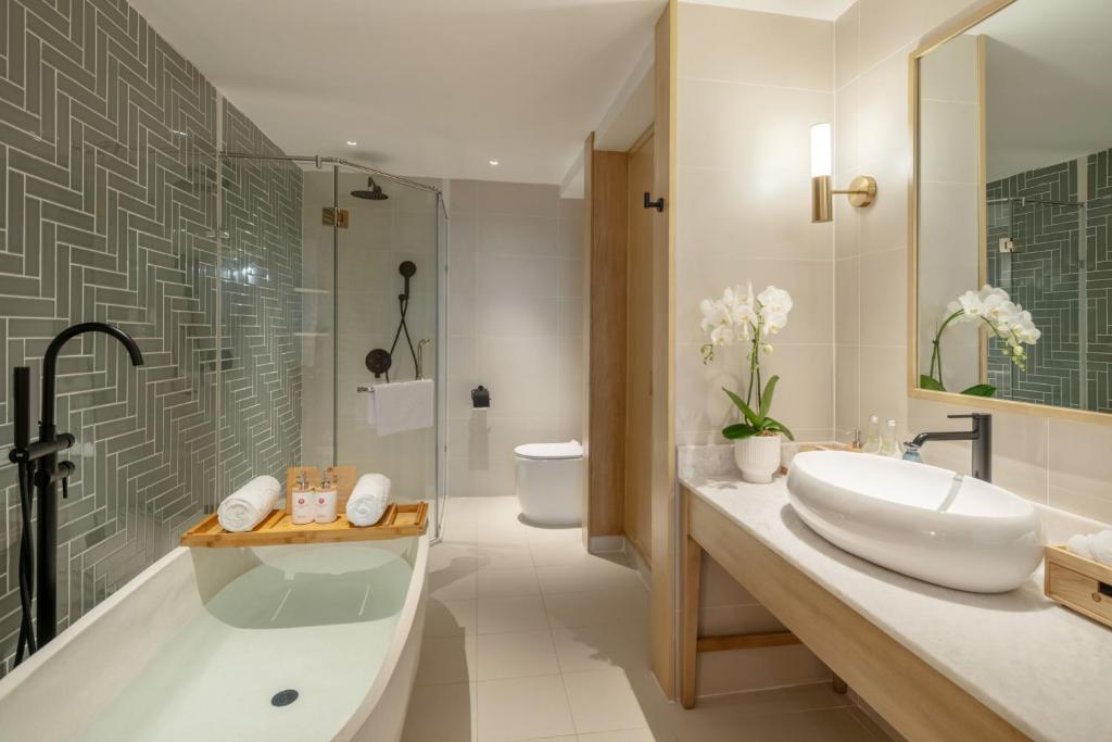 Little Oasis. A Luxury Hotel & Spa