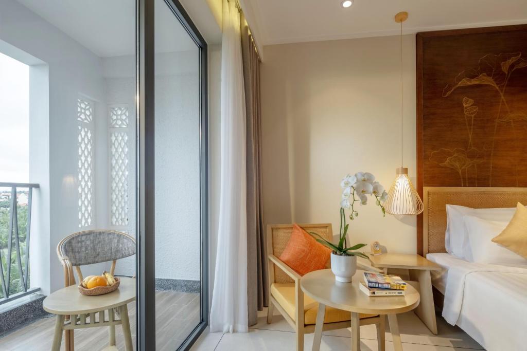 Little Oasis. A Luxury Hotel & Spa