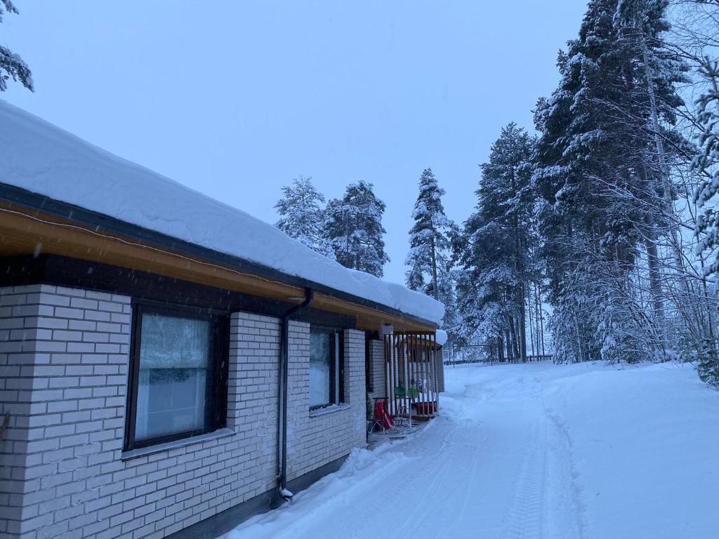 Row house in Meltosjärvi photo 2