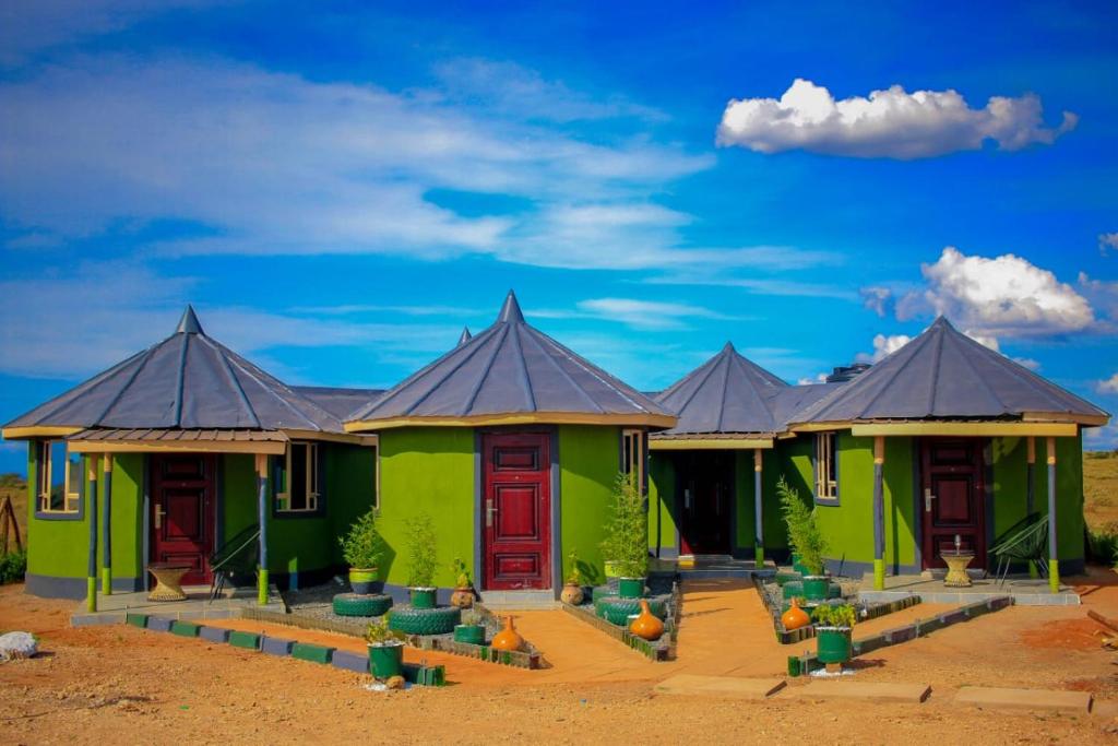 Amanya 3-Bedroom Hut Amboseli photo 1