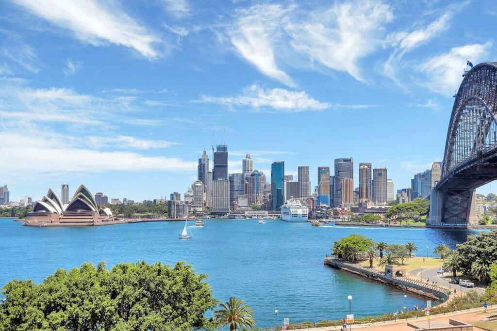 Opera & Harbour bridge view penthouse (3 rooms) photo 1