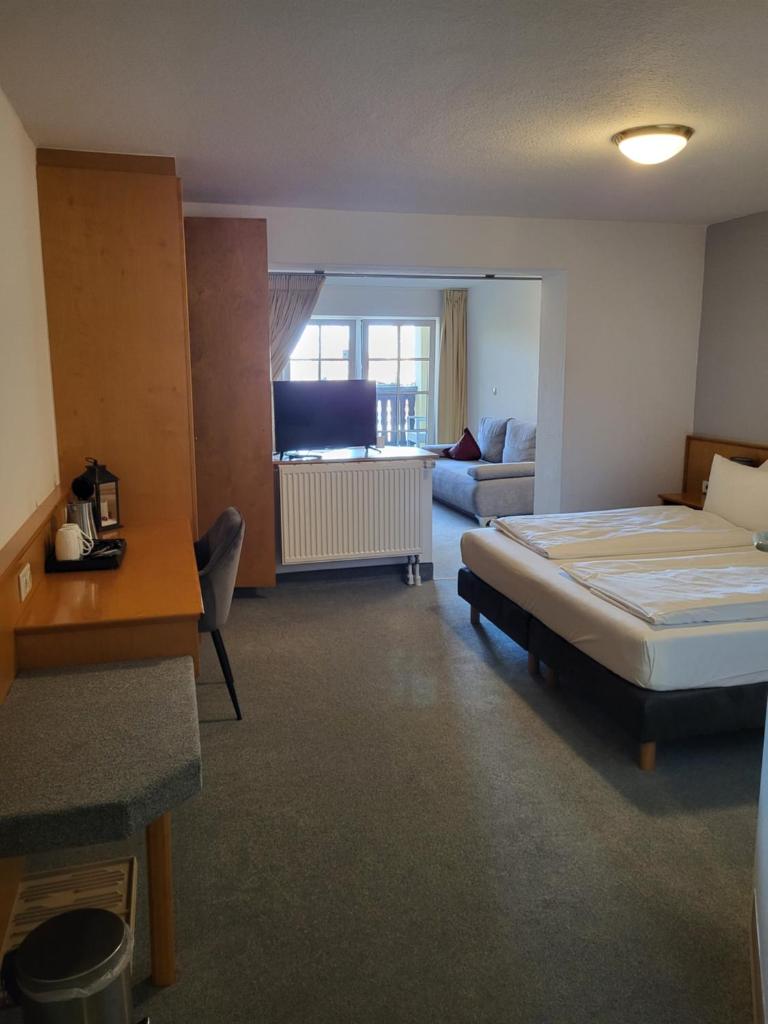 Hotel Sonne photo 2