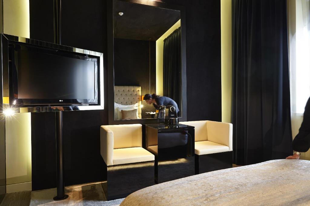 Двухместный (Классический двухместный номер с 1 кроватью), 9Hotel Mercy