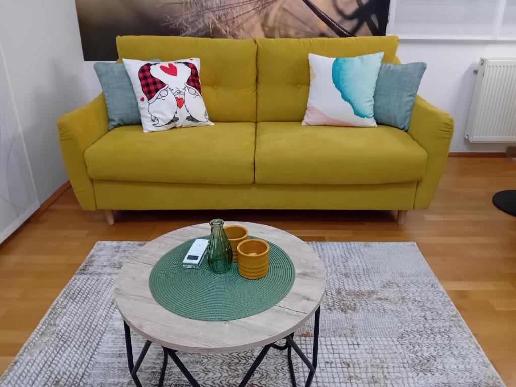 Apartman Tina ***** s jacuzzijem u blizini Parka prirode Papuk photo 2