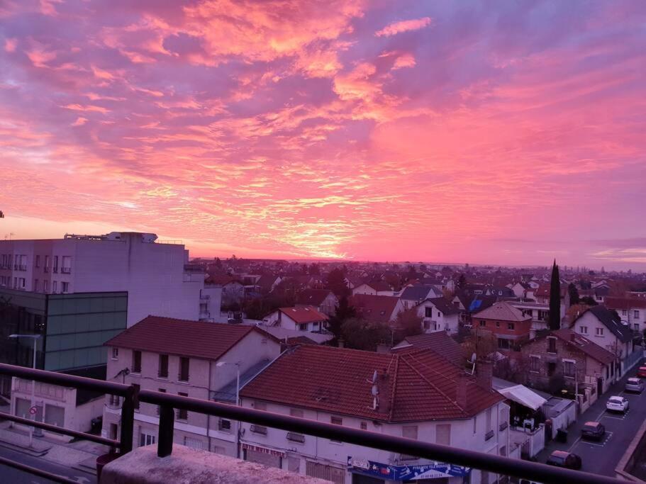 Perle d'Évasion - Cinéma privée - 15 minutes Paris photo 2