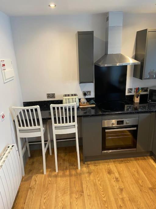 Maisonette flat Aberystwyth photo 1