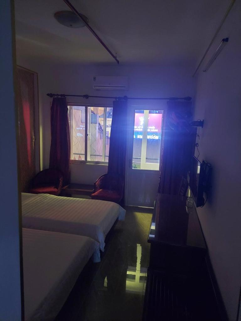 Khách Sạn Trung Mai