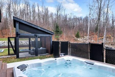 Château Céleste - Villa with pool, hot tub, fire pit photo 3