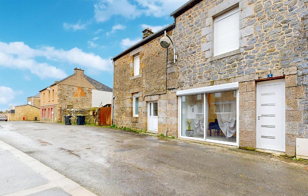 1 Bedroom Pet Friendly Home In St-etienne-en-cogle photo 3