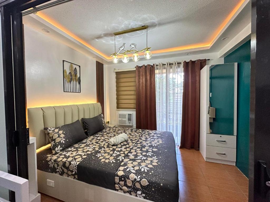ForeverMC Condotel