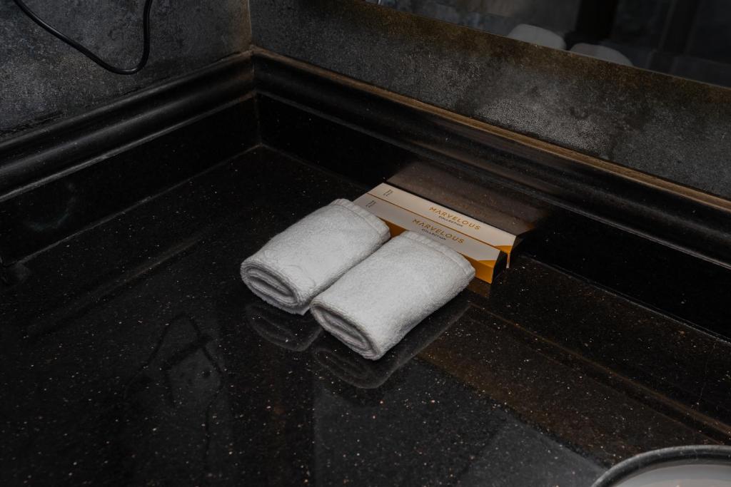 Damask Hotels photo 3