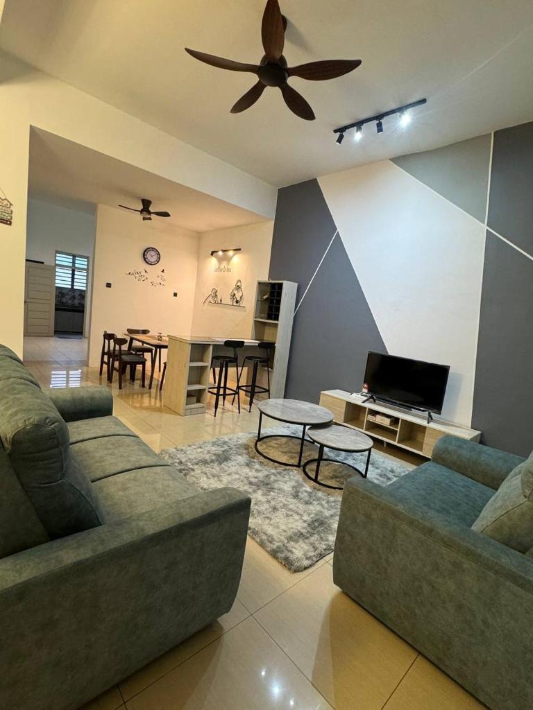 Tambun Ipoh 4BR 11Pax Full Aircond photo 2