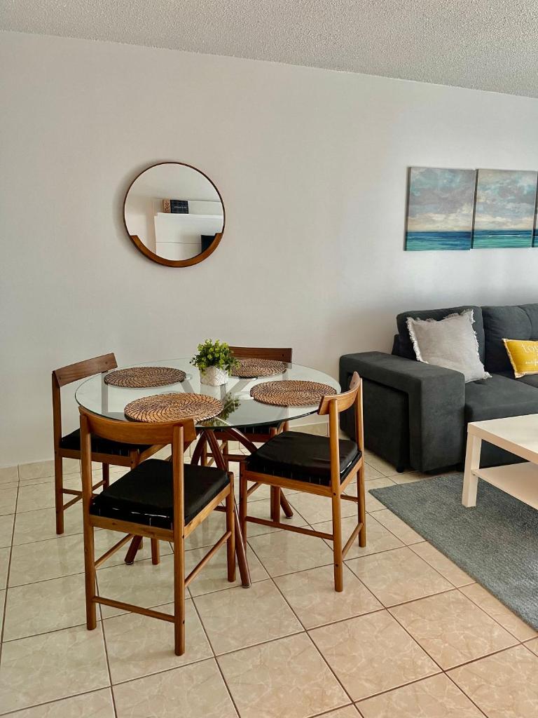 Isla Verde Beach Modern apartment photo 3