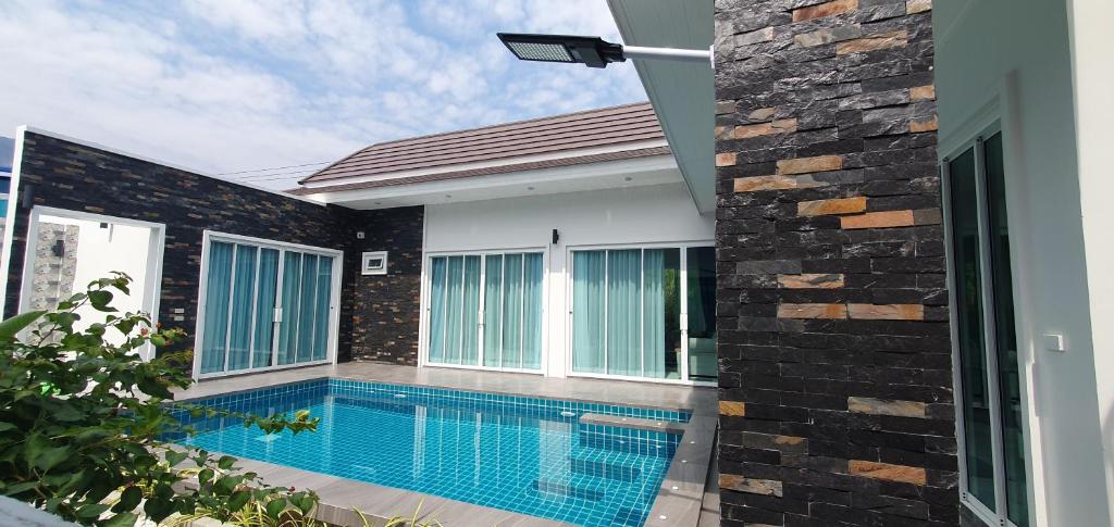 Aranya pool villa photo 2