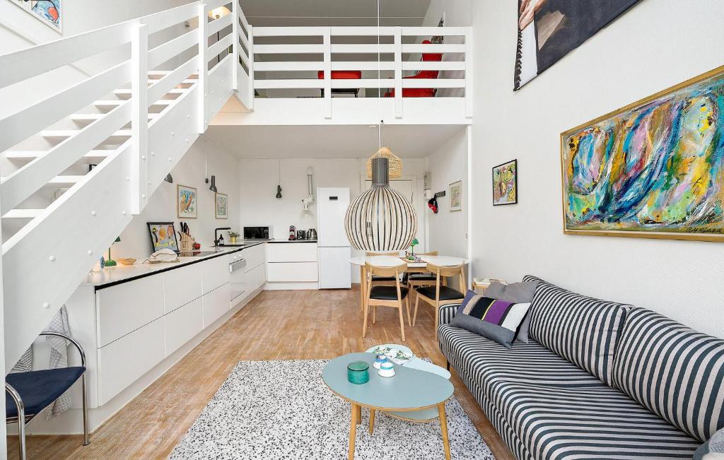 Beautiful Apartment In Helsingr With Wifi photo 4