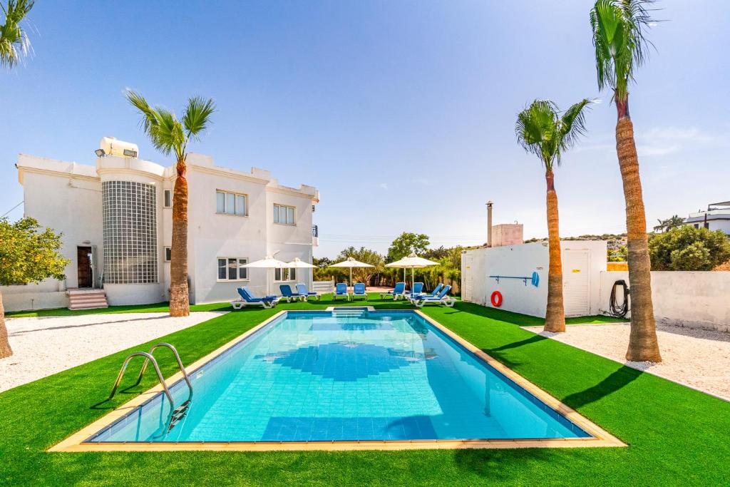 Varvara's Villa