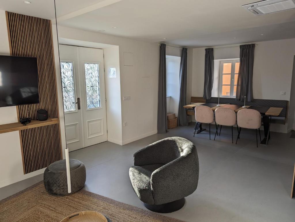 Boutique style holiday home Kastav 1 photo 2