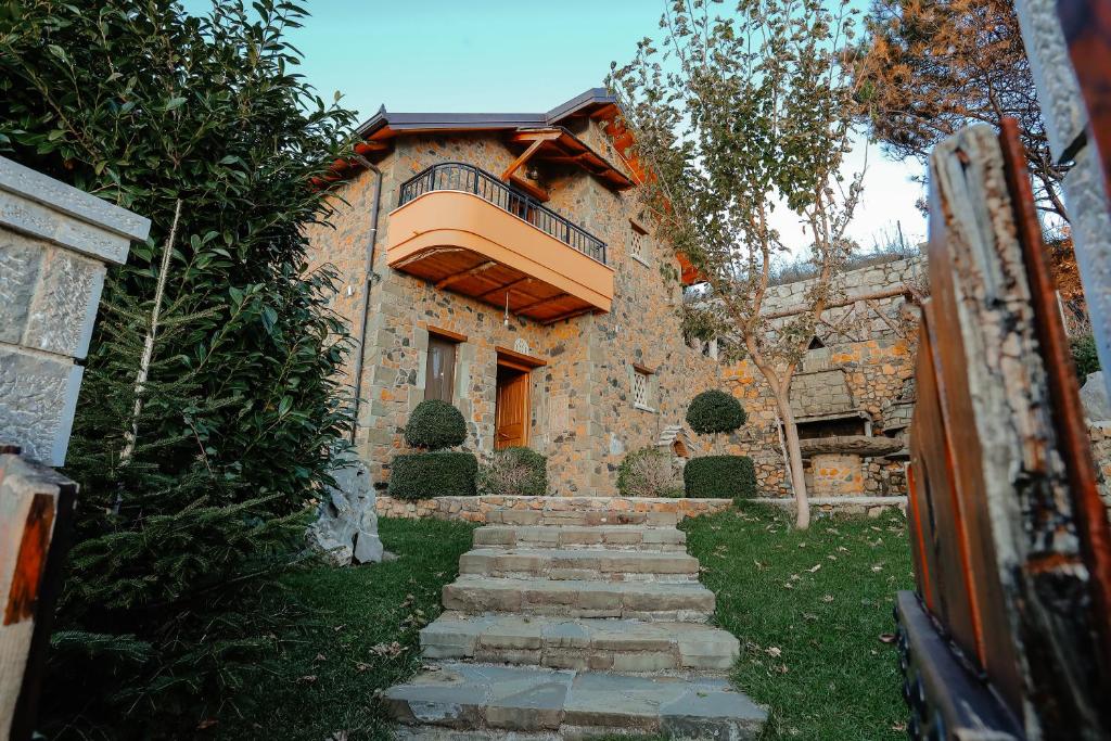 Shtepia Tradites Gjinar photo 1