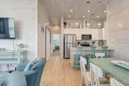 One Click Away at Sandcastle Cove photo 2