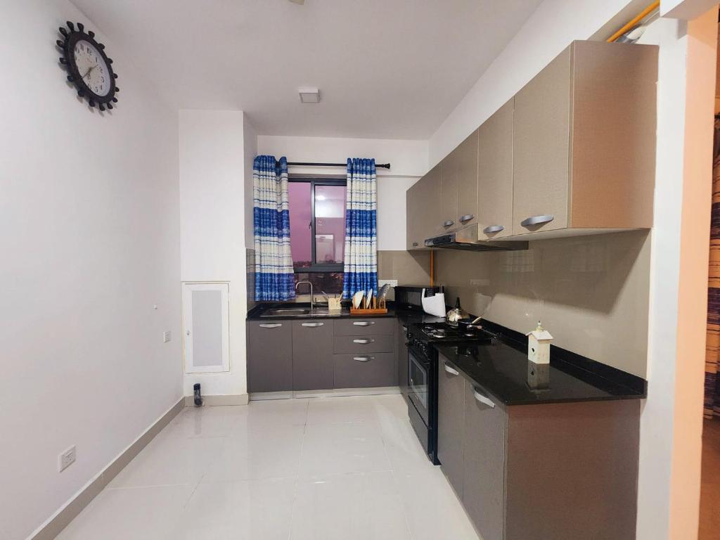 Two bedroom apartment in Colombo photo 2