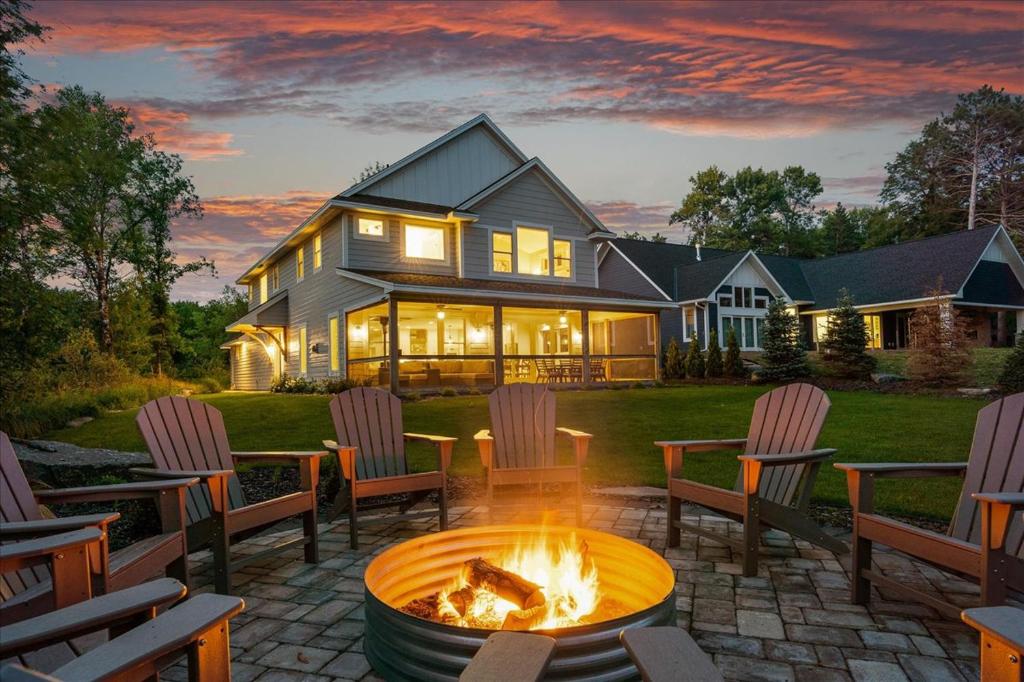 New! Northwoods Luxury - 5 Pines On Trout Lake