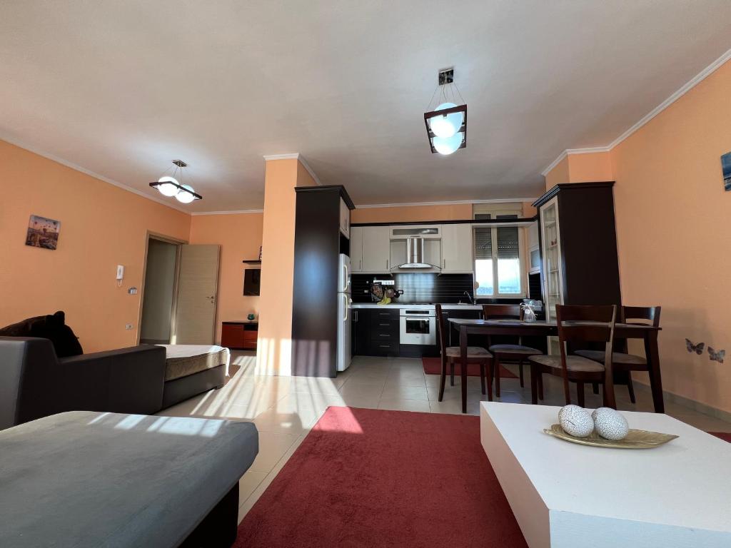 Elbasan center family apartment n.42 photo 4