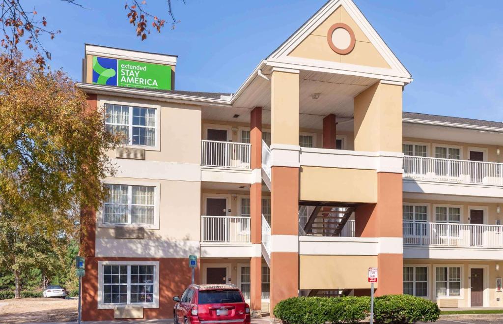 Extended Stay America Select Suites Raleigh RDU Airport image