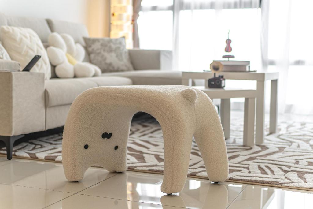 Midvalley Ins MUJI 2BR 6Pax Mosaic Southkey by Our Stay photo 1