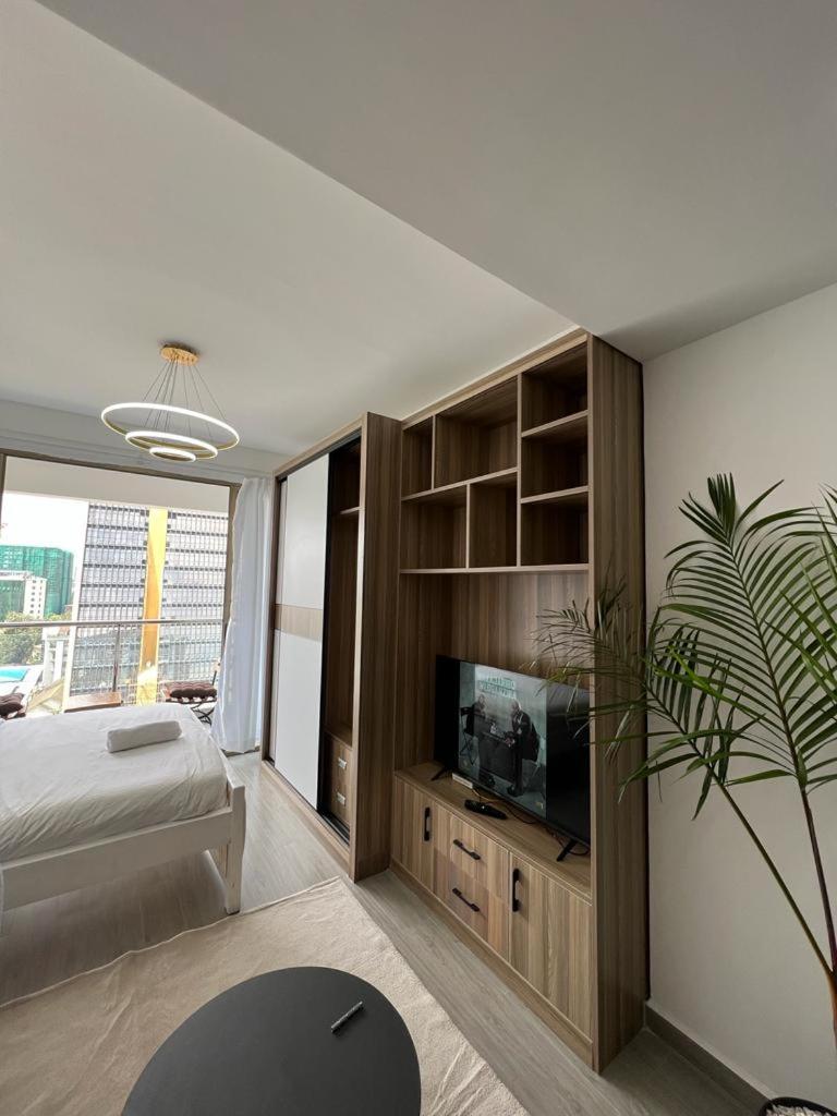 Comfy studio near yaya Kilimani photo 3