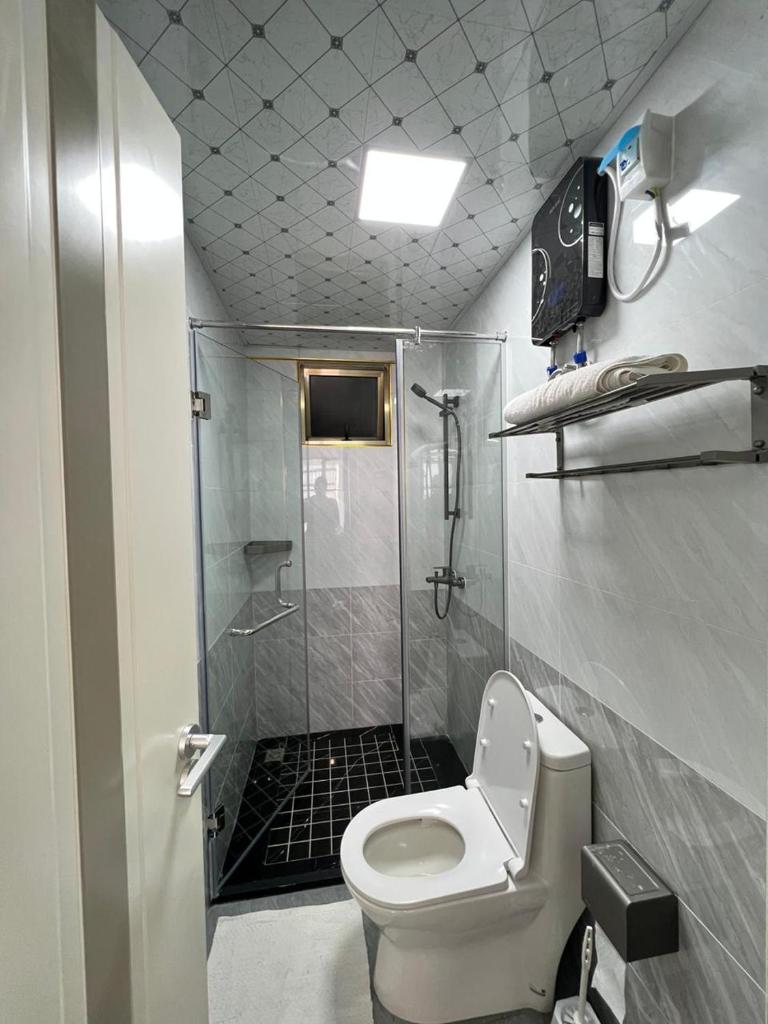 Comfy studio near yaya Kilimani photo 4