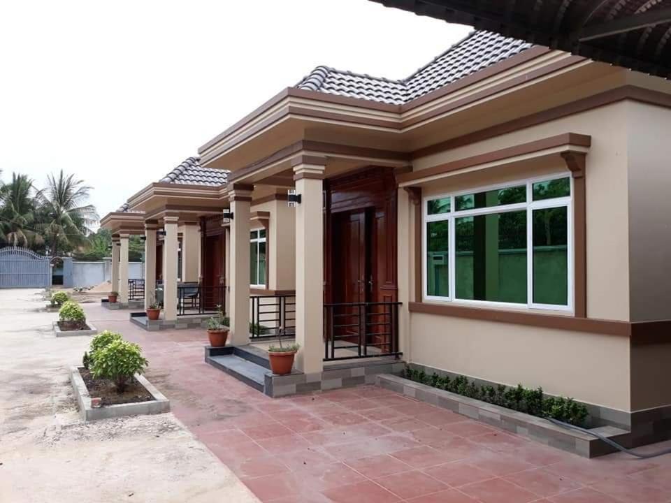 Serei Saophoan Villa Homestay photo 1