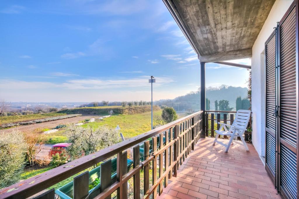 Falke House relax and lake view - Happy Rentals photo 2