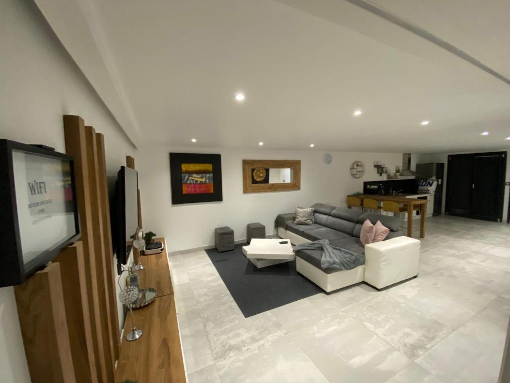Appartement Lyon dans maison calme photo 4
