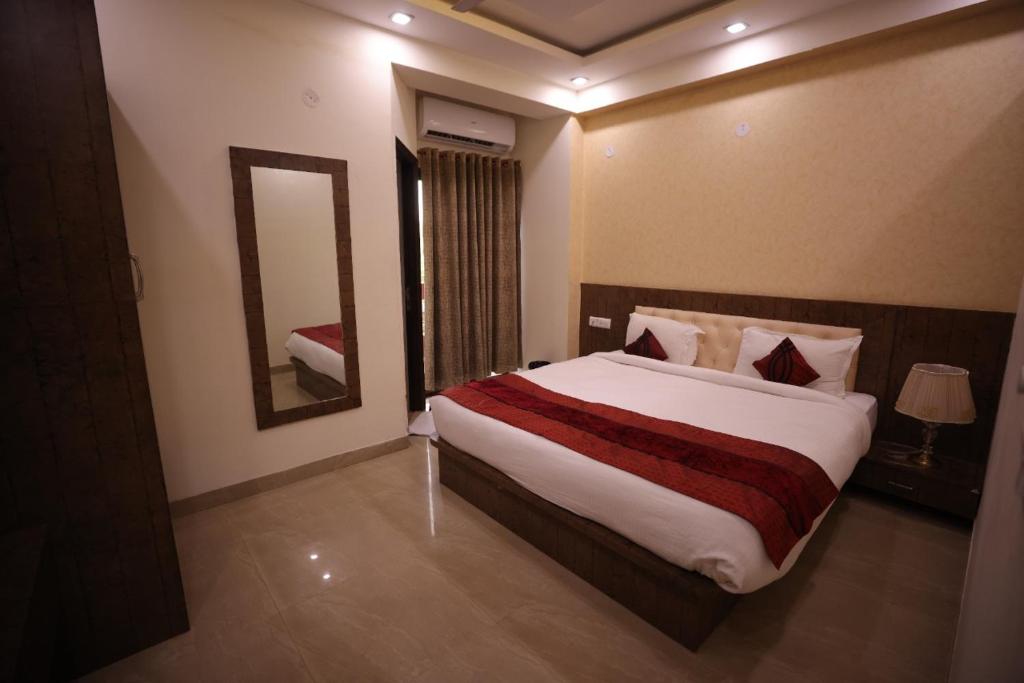 Vrindavan Stayz Luxury Apartments photo 1