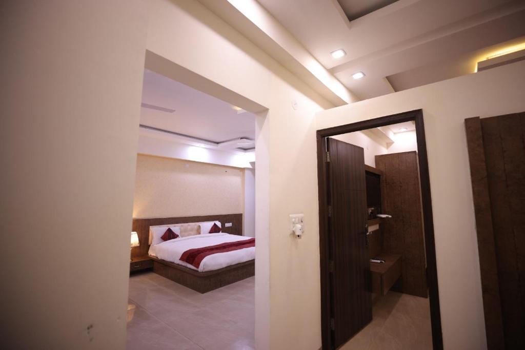 Vrindavan Stayz Luxury Apartments photo 3