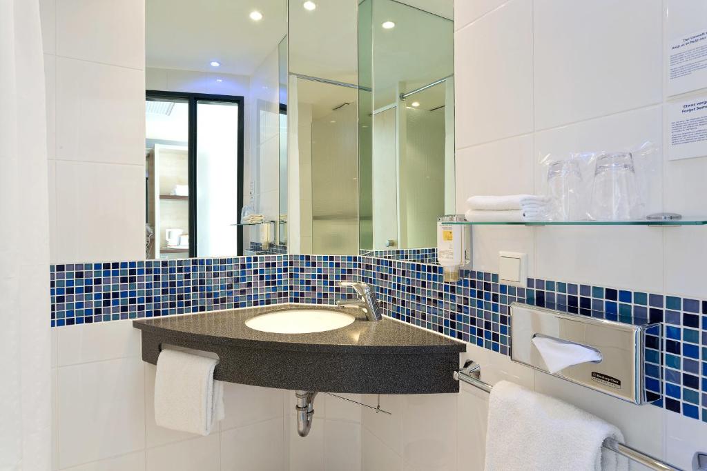 Holiday Inn Express Singen, an IHG Hotel photo 1