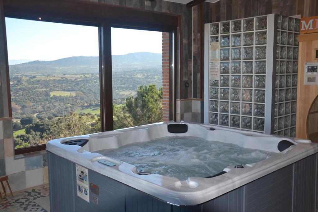 Casa Rural & SPA Mirador Gredos photo 2