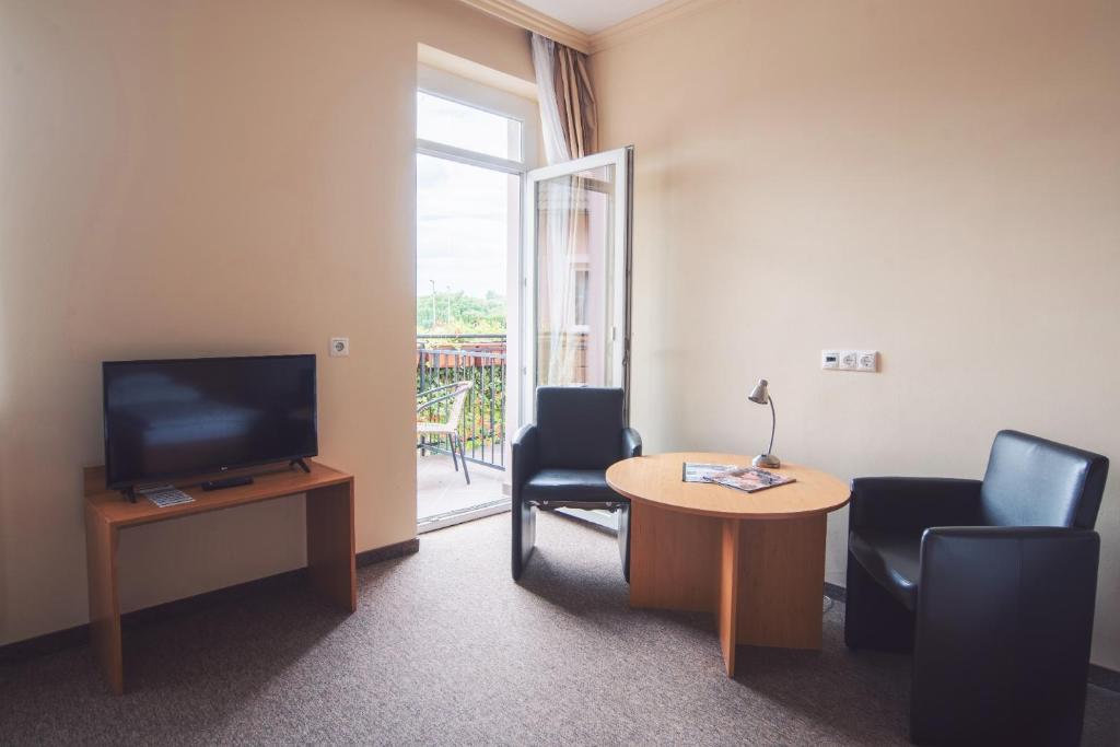 Granada Konferencia Wellness Sport Hotel Room Type - Comfort Triple Room