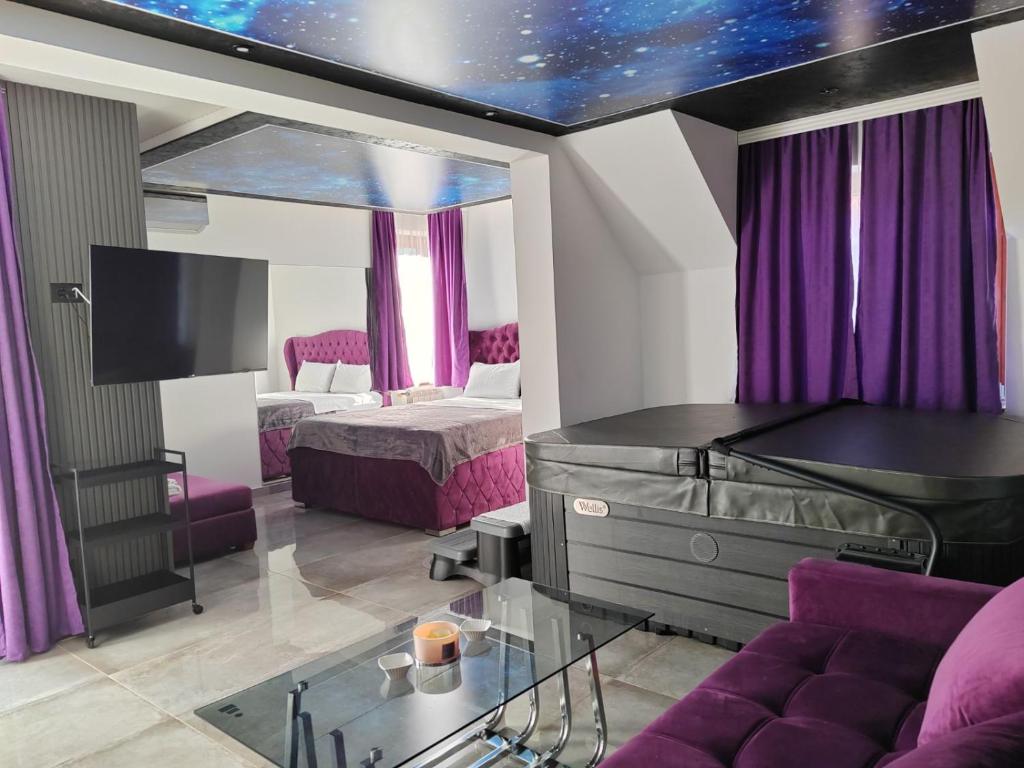 Hedonic Wellness Apartmani photo 4