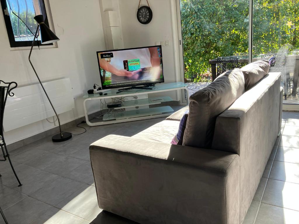 Beau duplex climatisé dans une villa calme. photo 1