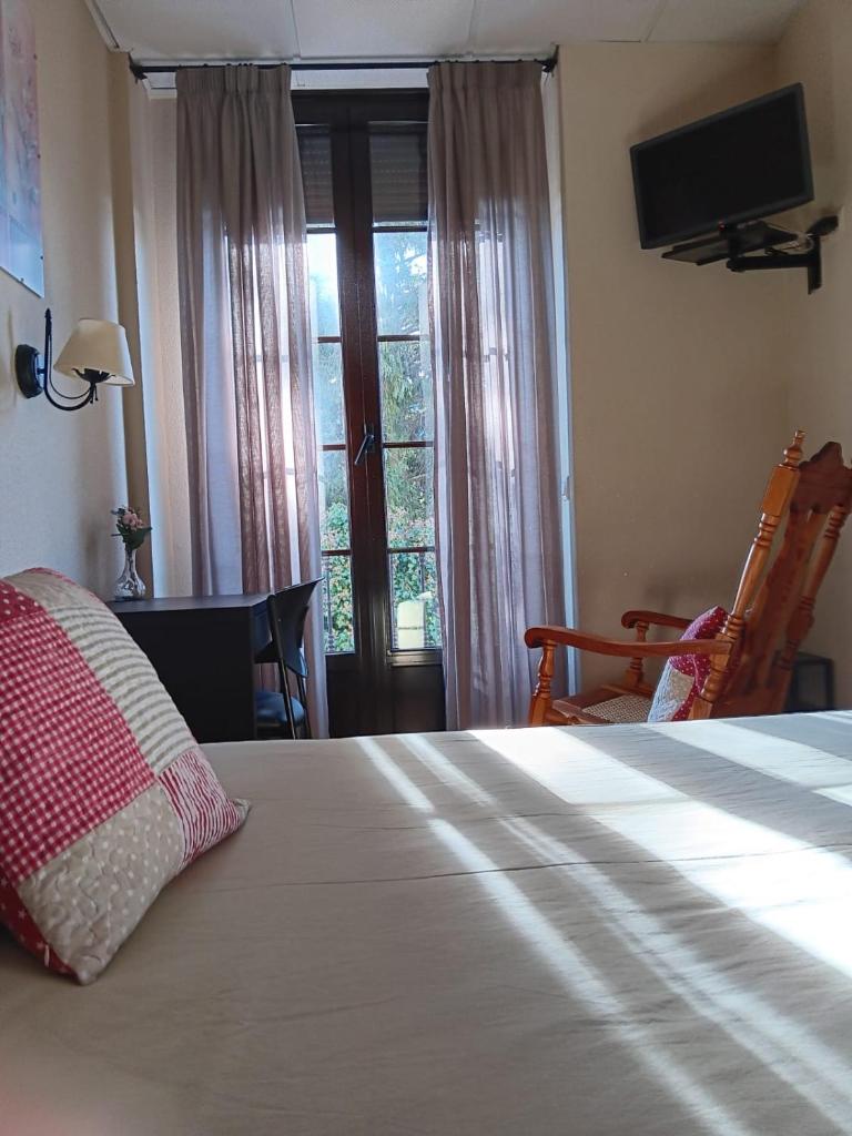 Hostal La Cigueña photo 2