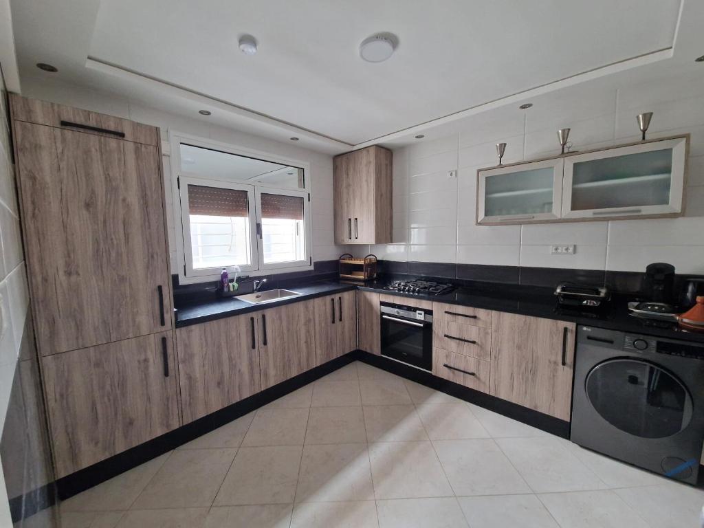 Nador Khattabi 2-19 photo 2
