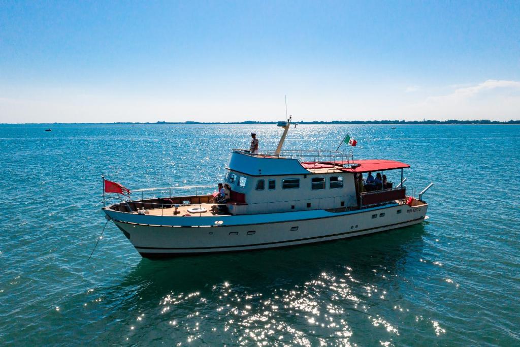 Navetta Superior Venezia photo 2