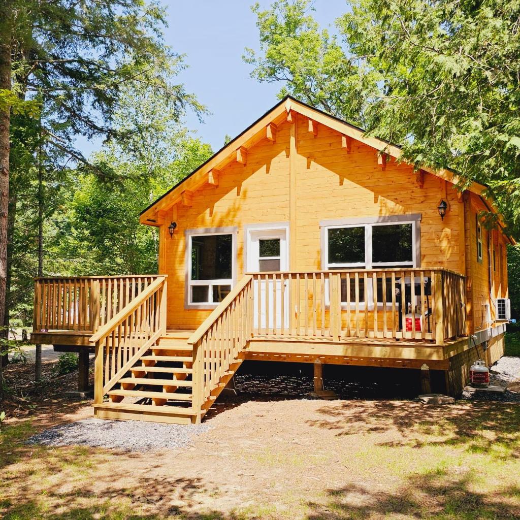 Parkway Cottage Resort and Trading Post photo 1